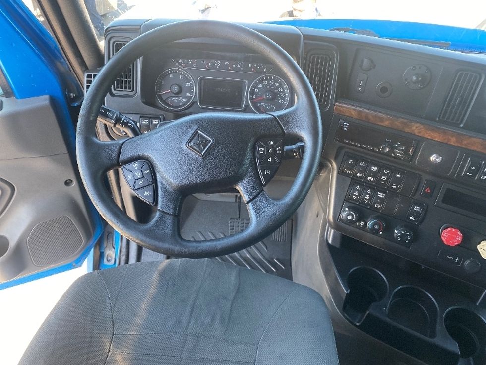 Sleeper Tractor-Heavy Duty Tractors-International-2020-LT625-El Paso-TX-774,877\n\t\tmiles-$ 28,000 - Image 11