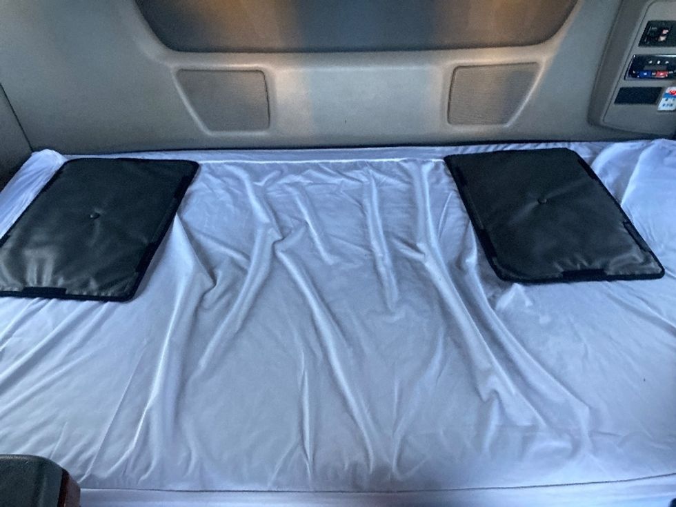 Sleeper Tractor-Heavy Duty Tractors-International-2020-LT625-El Paso-TX-774,877\n\t\tmiles-$ 28,000 - Image 17