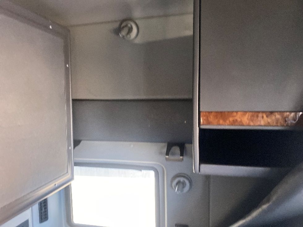 Sleeper Tractor-Heavy Duty Tractors-International-2020-LT625-El Paso-TX-774,877\n\t\tmiles-$ 28,000 - Image 18