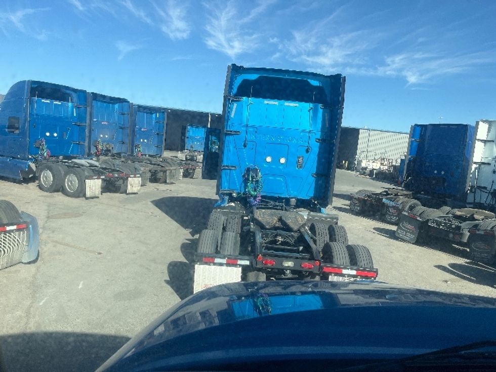 Sleeper Tractor-Heavy Duty Tractors-International-2020-LT625-El Paso-TX-775,031\n\t\tmiles-$ 28,000 - Image 11