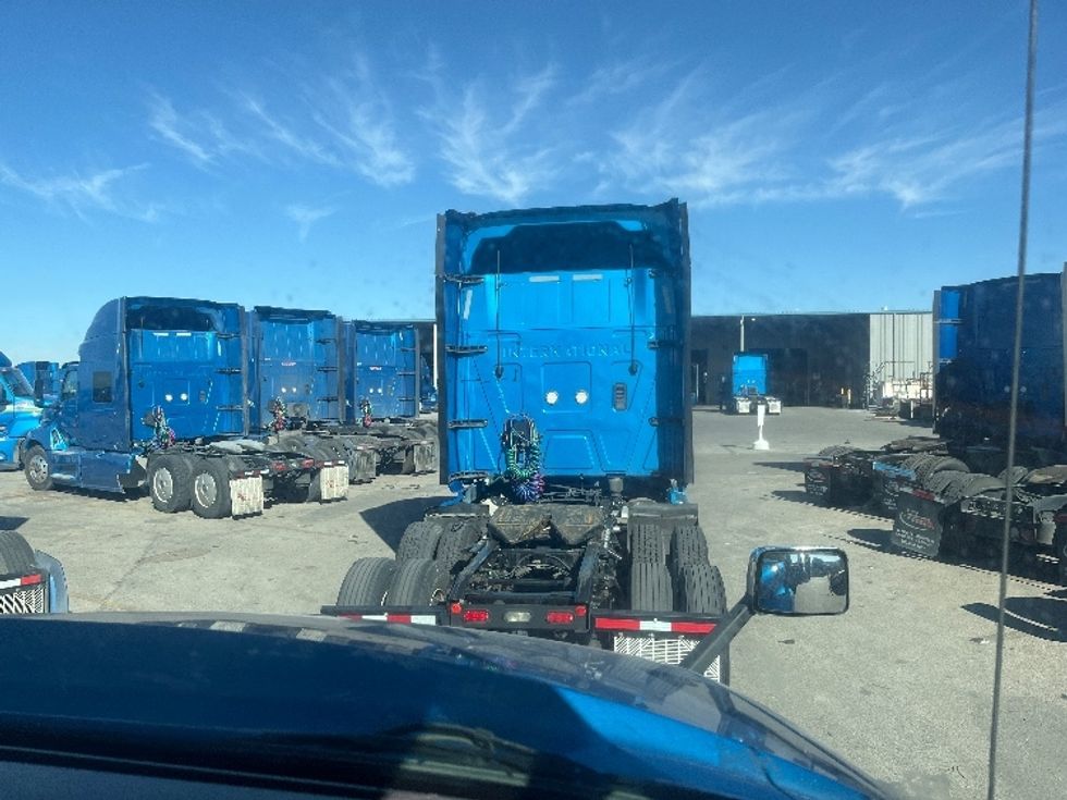 Sleeper Tractor-Heavy Duty Tractors-International-2020-LT625-El Paso-TX-775,031\n\t\tmiles-$ 28,000 - Image 14