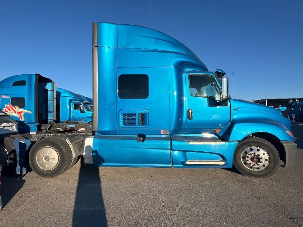 Sleeper Tractor-Heavy Duty Tractors-International-2020-LT625-El Paso-TX-775,204\n\t\tmiles-$ 28,000 - Image 8