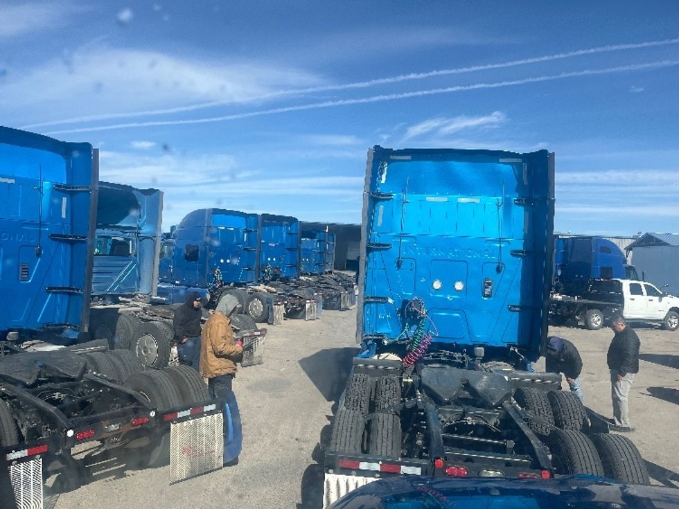 Sleeper Tractor-Heavy Duty Tractors-International-2020-LT625-El Paso-TX-775,242\n\t\tmiles-$ 28,000 - Image 11