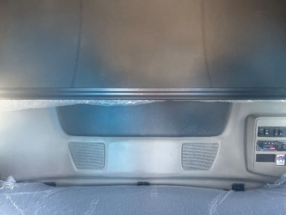 Sleeper Tractor-Heavy Duty Tractors-International-2020-LT625-El Paso-TX-775,242\n\t\tmiles-$ 28,000 - Image 16