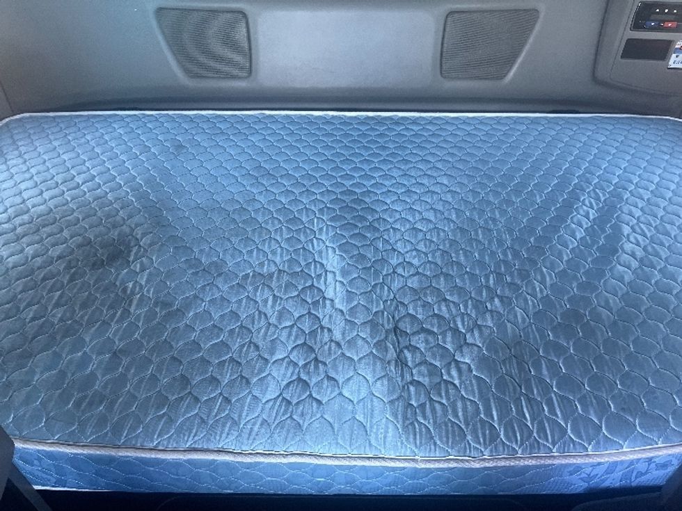 Sleeper Tractor-Heavy Duty Tractors-International-2020-LT625-El Paso-TX-775,510\n\t\tmiles-$ 28,000 - Image 17