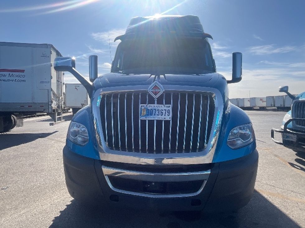 Sleeper Tractor-Heavy Duty Tractors-International-2020-LT625-El Paso-TX-775,510\n\t\tmiles-$ 28,000 - Image 2