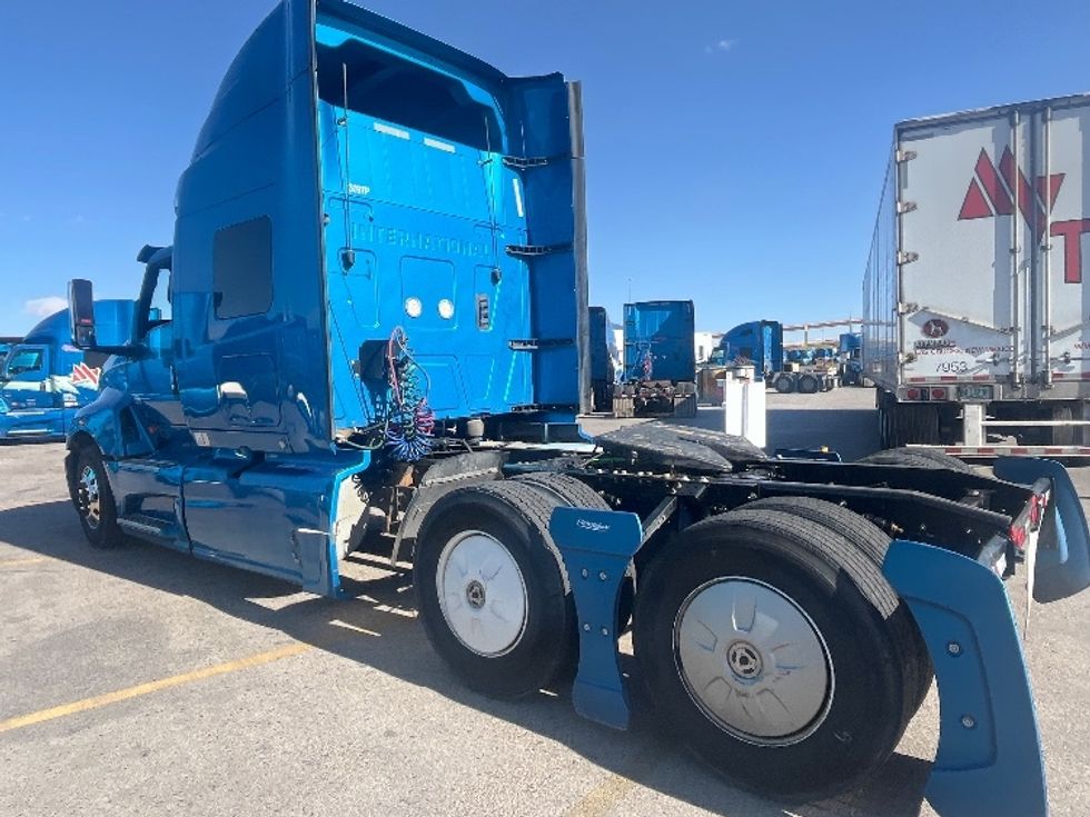 Sleeper Tractor-Heavy Duty Tractors-International-2020-LT625-El Paso-TX-775,510\n\t\tmiles-$ 28,000 - Image 5