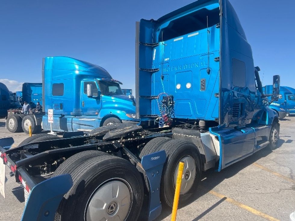 Sleeper Tractor-Heavy Duty Tractors-International-2020-LT625-El Paso-TX-775,510\n\t\tmiles-$ 28,000 - Image 7