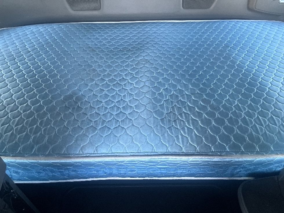 Sleeper Tractor-Heavy Duty Tractors-International-2020-LT625-El Paso-TX-775,694\n\t\tmiles-$ 28,000 - Image 17