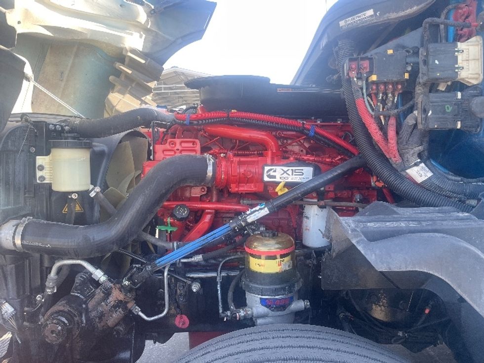 Sleeper Tractor-Heavy Duty Tractors-International-2020-LT625-El Paso-TX-775,694\n\t\tmiles-$ 28,000 - Image 21