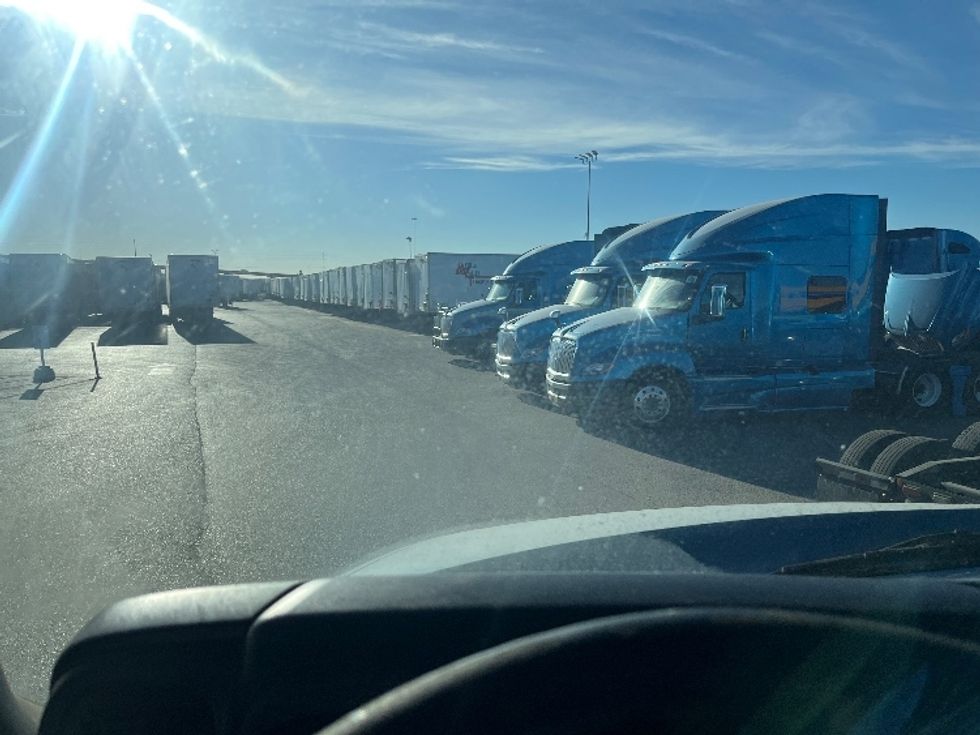 Sleeper Tractor-Heavy Duty Tractors-International-2020-LT625-El Paso-TX-776,074\n\t\tmiles-$ 28,000 - Image 11