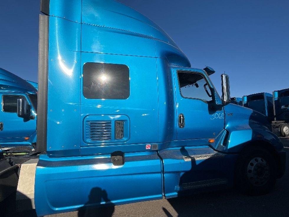 Sleeper Tractor-Heavy Duty Tractors-International-2020-LT625-El Paso-TX-776,590\n\t\tmiles-$ 28,000 - Image 8