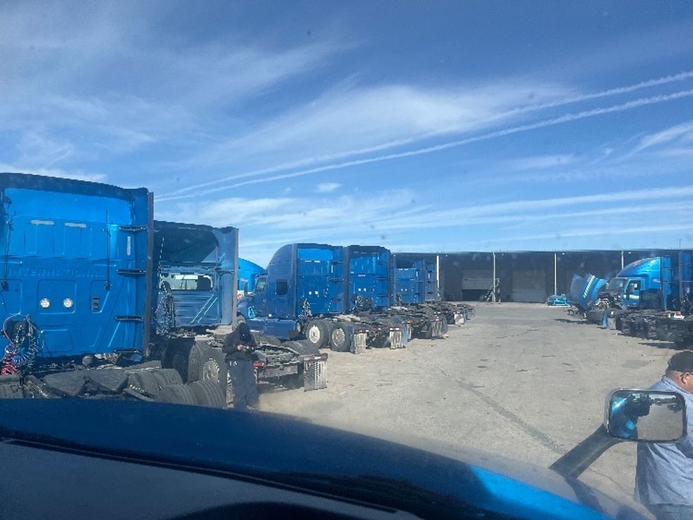 Sleeper Tractor-Heavy Duty Tractors-International-2020-LT625-El Paso-TX-776,919\n\t\tmiles-$ 28,000 - Image 14