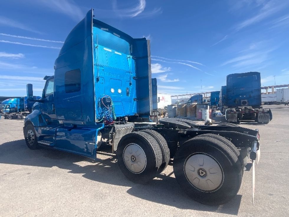 Sleeper Tractor-Heavy Duty Tractors-International-2020-LT625-El Paso-TX-776,919\n\t\tmiles-$ 28,000 - Image 5