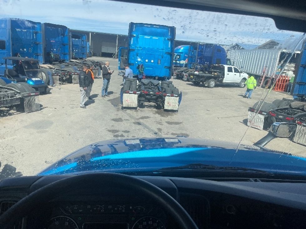 Sleeper Tractor-Heavy Duty Tractors-International-2020-LT625-El Paso-TX-777,278\n\t\tmiles-$ 28,000 - Image 11