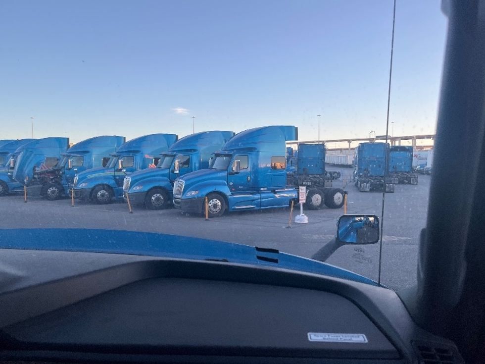 Sleeper Tractor-Heavy Duty Tractors-International-2020-LT625-El Paso-TX-777,299\n\t\tmiles-$ 28,000 - Image 14