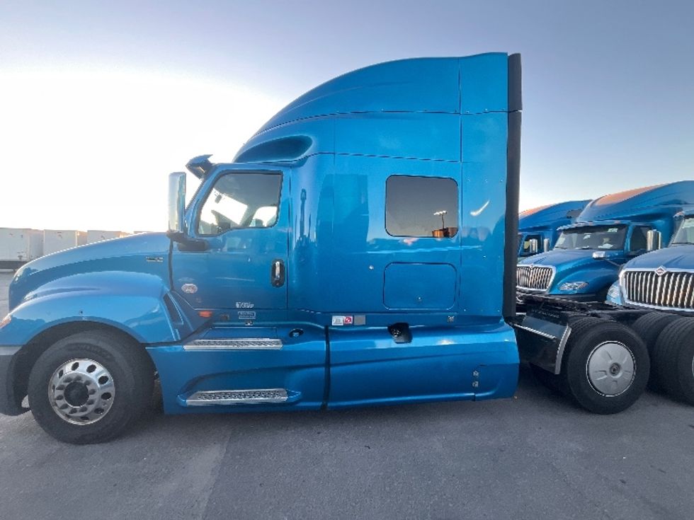 Sleeper Tractor-Heavy Duty Tractors-International-2020-LT625-El Paso-TX-777,299\n\t\tmiles-$ 28,000 - Image 4