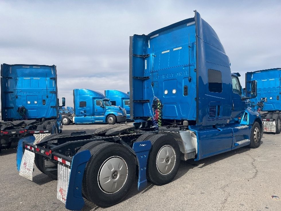 Sleeper Tractor-Heavy Duty Tractors-International-2020-LT625-El Paso-TX-778,410\n\t\tmiles-$ 28,000 - Image 7