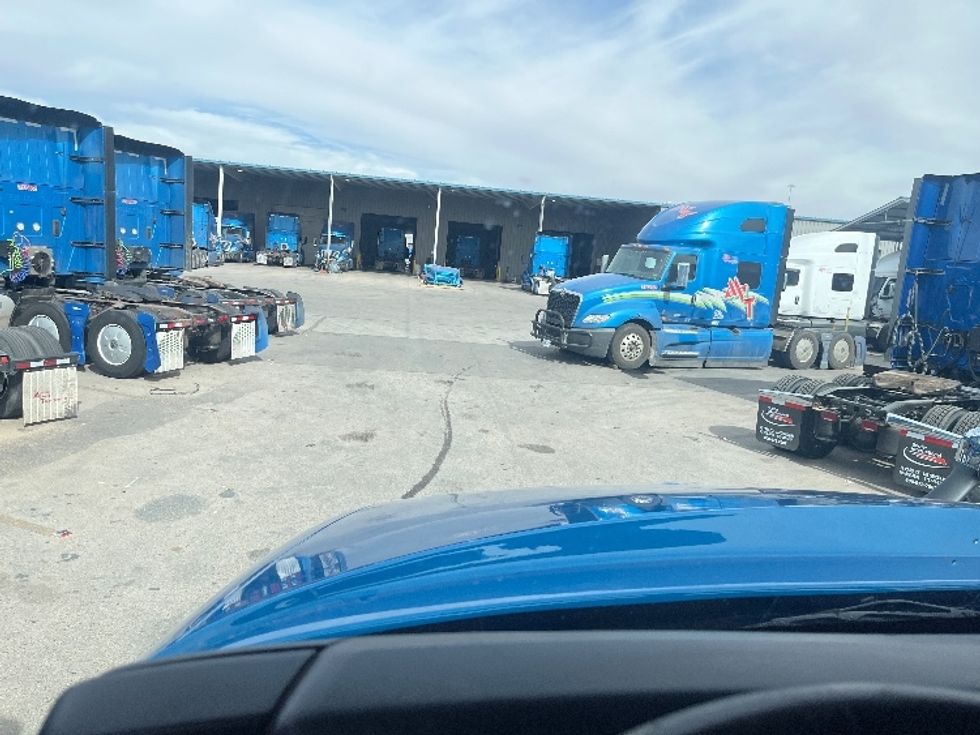 Sleeper Tractor-Heavy Duty Tractors-International-2020-LT625-El Paso-TX-778,796\n\t\tmiles-$ 28,000 - Image 11