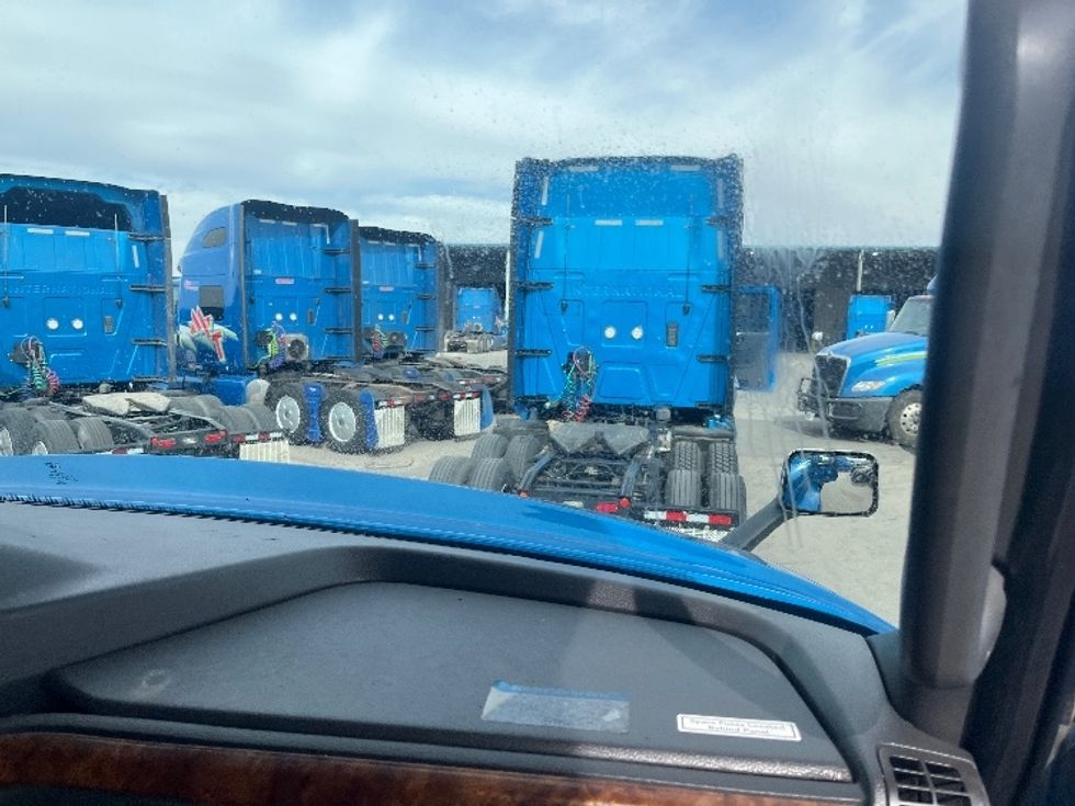 Sleeper Tractor-Heavy Duty Tractors-International-2020-LT625-El Paso-TX-778,796\n\t\tmiles-$ 28,000 - Image 14