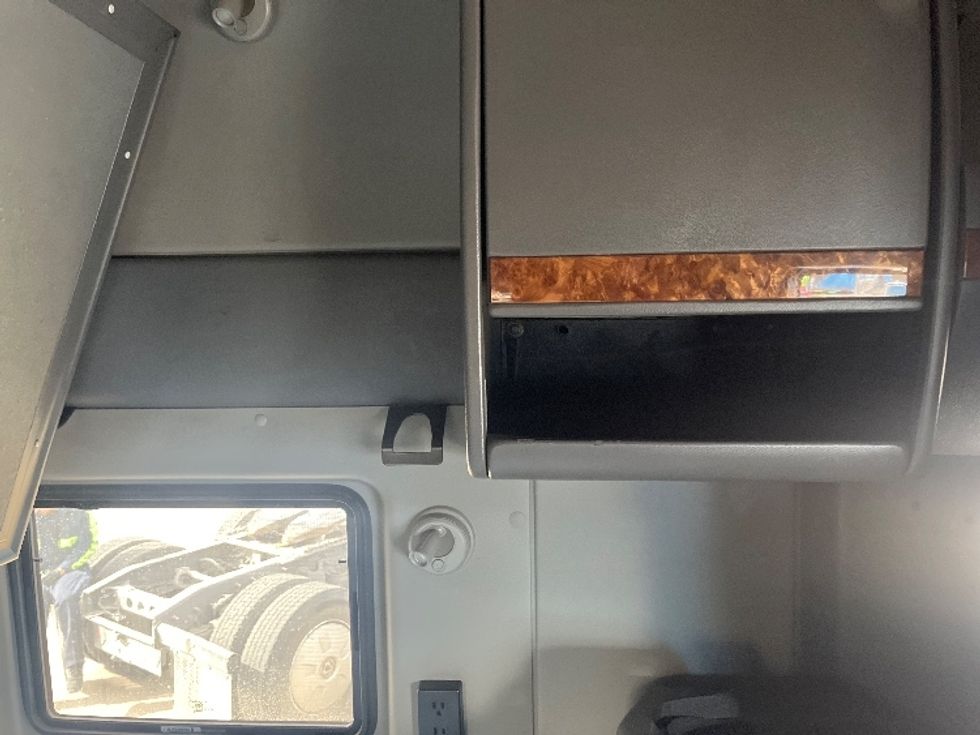 Sleeper Tractor-Heavy Duty Tractors-International-2020-LT625-El Paso-TX-778,796\n\t\tmiles-$ 28,000 - Image 18