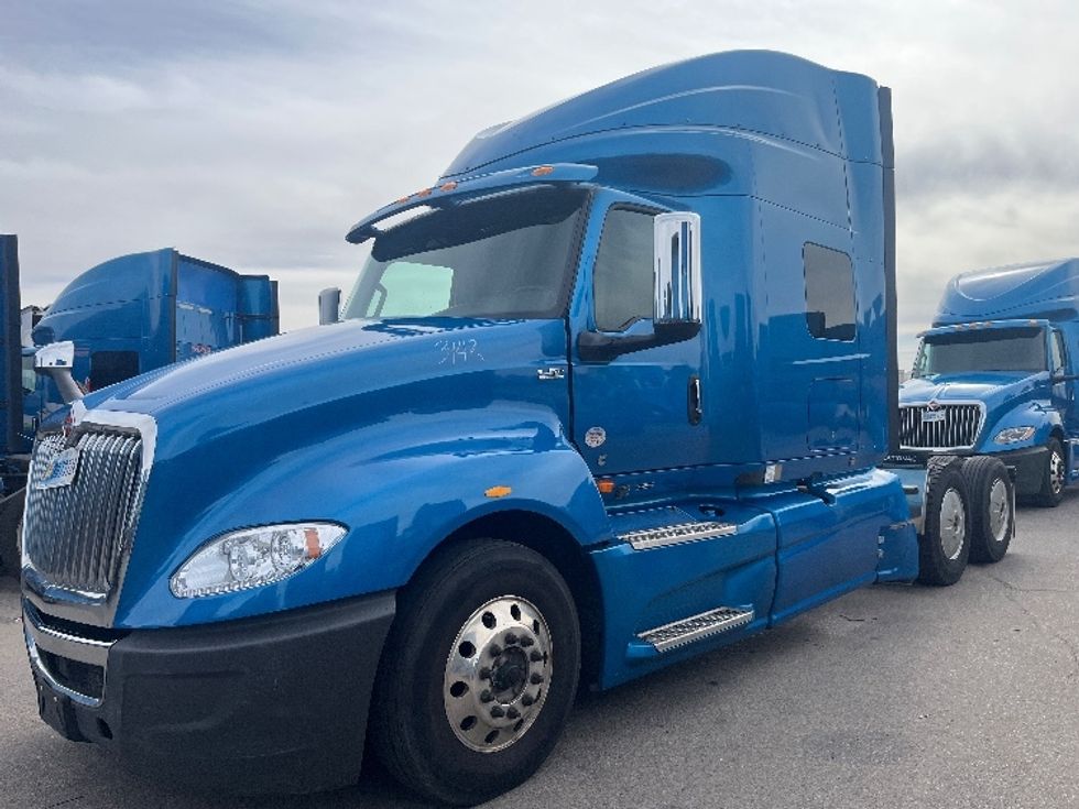 Sleeper Tractor-Heavy Duty Tractors-International-2020-LT625-El Paso-TX-778,796\n\t\tmiles-$ 28,000 - Image 3