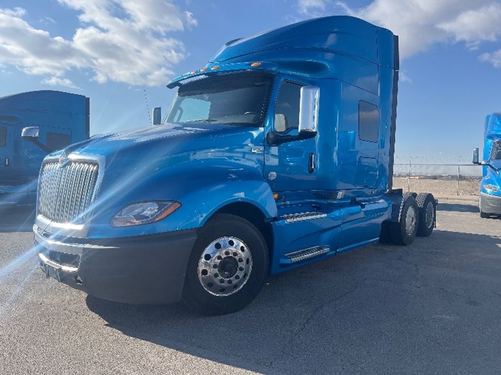 Sleeper Tractor-Heavy Duty Tractors-International-2020-LT625-El Paso-TX-780,140\n\t\tmiles-$ 28,000 - Image 3