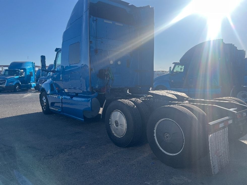 Sleeper Tractor-Heavy Duty Tractors-International-2020-LT625-El Paso-TX-780,140\n\t\tmiles-$ 28,000 - Image 5