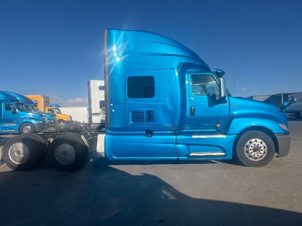 Sleeper Tractor-Heavy Duty Tractors-International-2020-LT625-El Paso-TX-780,140\n\t\tmiles-$ 28,000 - Image 8