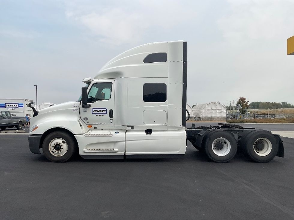 Sleeper Tractor-Heavy Duty Tractors-International-2020-LT625-Everett-WA-435,252\n\t\tmiles-$ 50,500 - Image 4