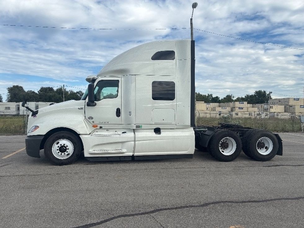Sleeper Tractor-Heavy Duty Tractors-International-2020-LT625-Fort Wayne-IN-415,054\n\t\tmiles-$ 55,000 - Image 4