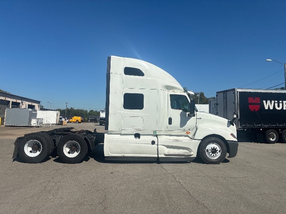Sleeper Tractor-Heavy Duty Tractors-International-2020-LT625-Fort Wayne-IN-415,054\n\t\tmiles-$ 55,000 - Image 8