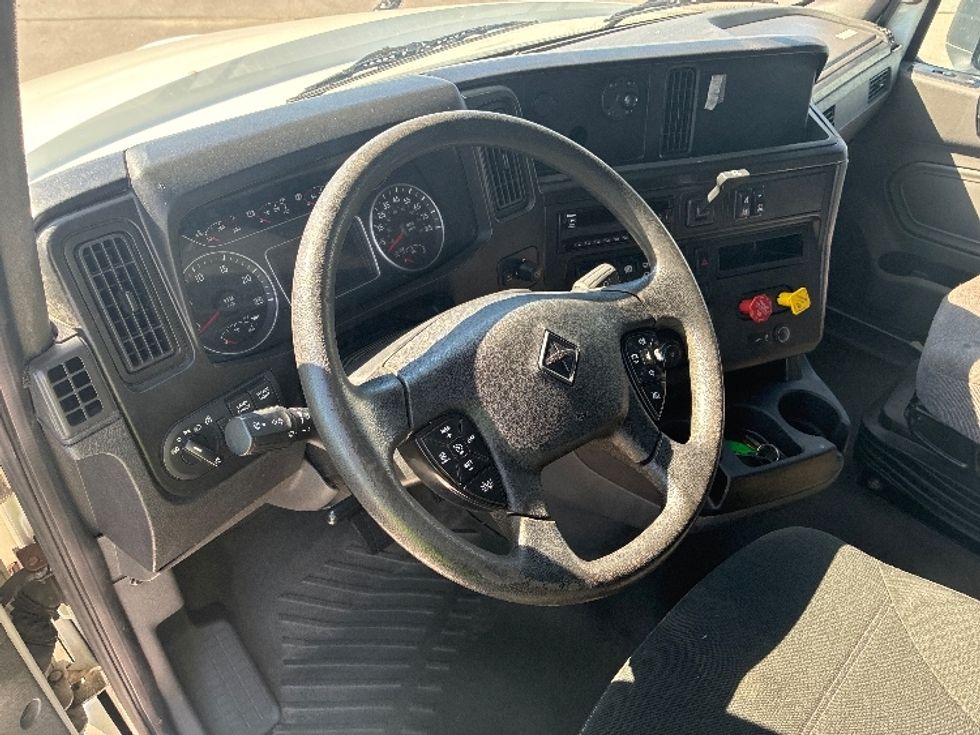 Sleeper Tractor-Heavy Duty Tractors-International-2020-LT625-Fort Wayne-IN-444,577\n\t\tmiles-$ 53,000 - Image 10