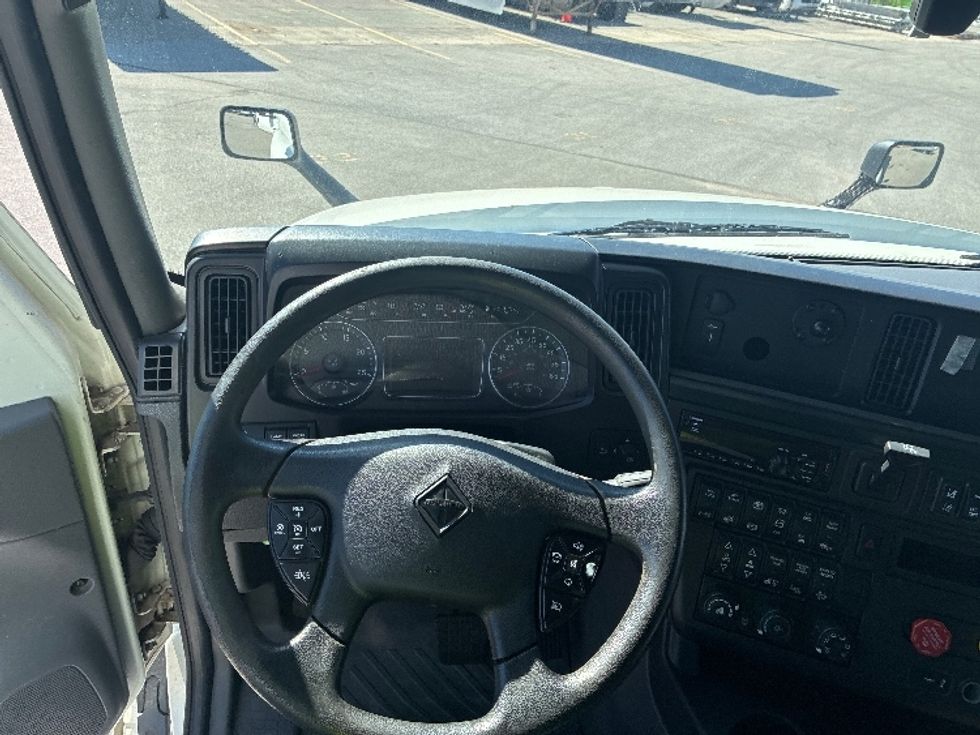 Sleeper Tractor-Heavy Duty Tractors-International-2020-LT625-Fort Wayne-IN-444,577\n\t\tmiles-$ 53,000 - Image 11