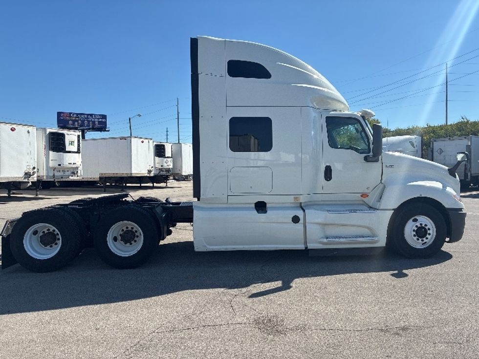 Sleeper Tractor-Heavy Duty Tractors-International-2020-LT625-Fort Wayne-IN-444,577\n\t\tmiles-$ 53,000 - Image 8