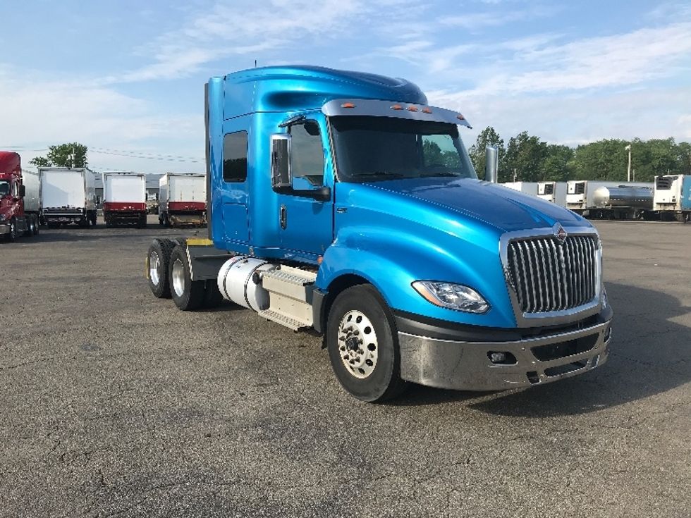Sleeper Tractor-Heavy Duty Tractors-International-2020-LT625-Fredonia-NY-582,855\n\t\tmiles-$ 40,250 - Image 1