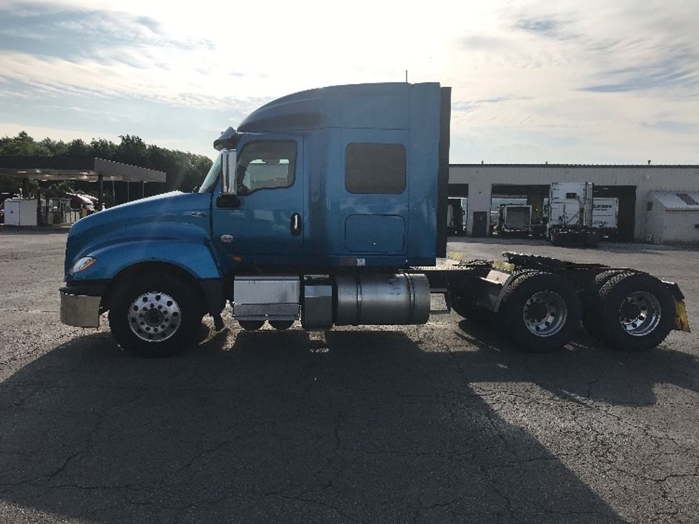 Sleeper Tractor-Heavy Duty Tractors-International-2020-LT625-Fredonia-NY-582,855\n\t\tmiles-$ 40,250 - Image 4