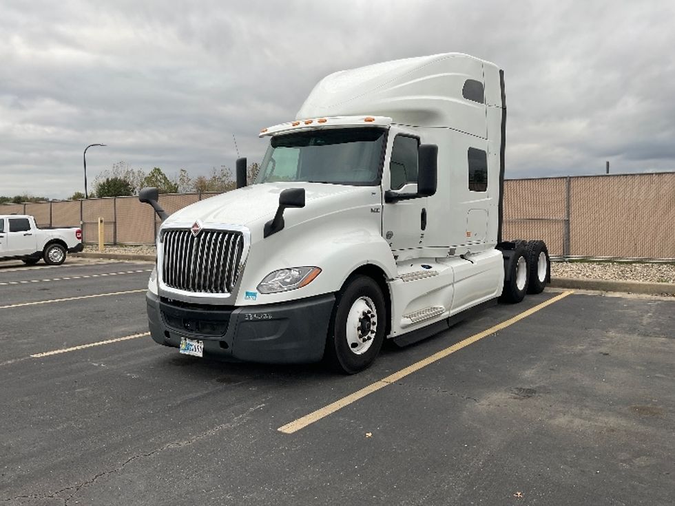 Sleeper Tractor-Heavy Duty Tractors-International-2020-LT625-Gahanna-OH-427,149\n\t\tmiles-$ 48,750 - Image 3