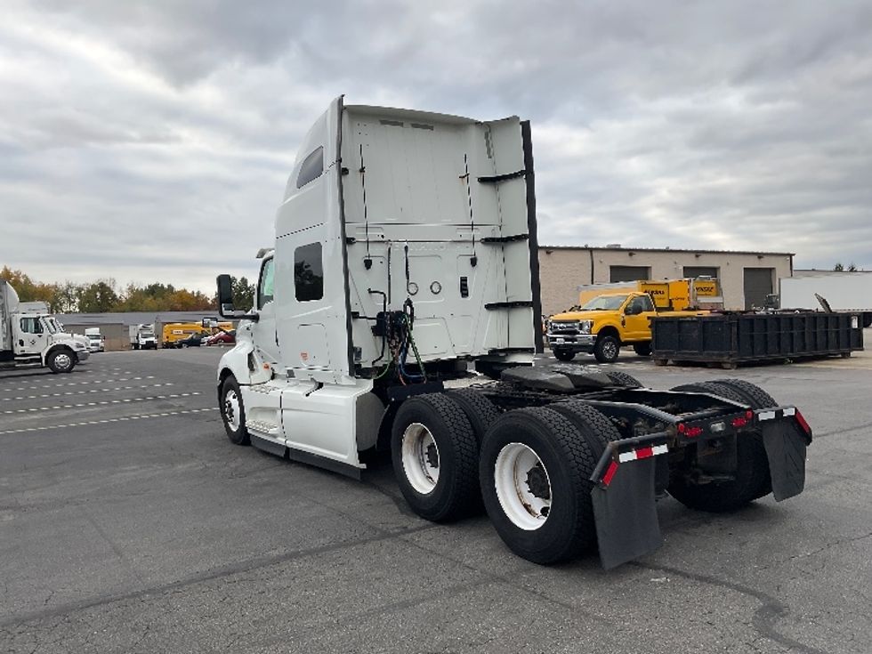 Sleeper Tractor-Heavy Duty Tractors-International-2020-LT625-Gahanna-OH-427,149\n\t\tmiles-$ 48,750 - Image 5