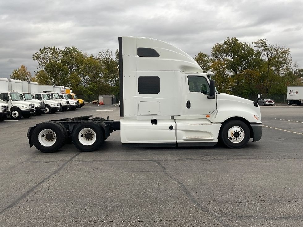 Sleeper Tractor-Heavy Duty Tractors-International-2020-LT625-Gahanna-OH-427,149\n\t\tmiles-$ 48,750 - Image 8
