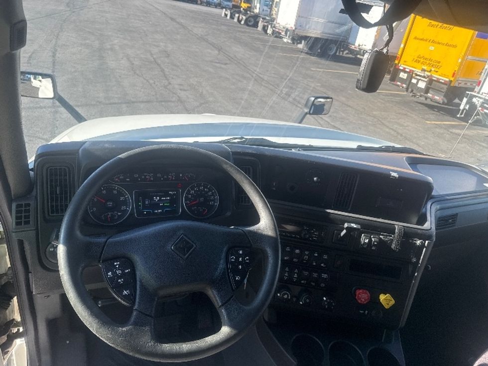 Sleeper Tractor-Heavy Duty Tractors-International-2020-LT625-Gahanna-OH-441,800\n\t\tmiles-$ 47,750 - Image 11