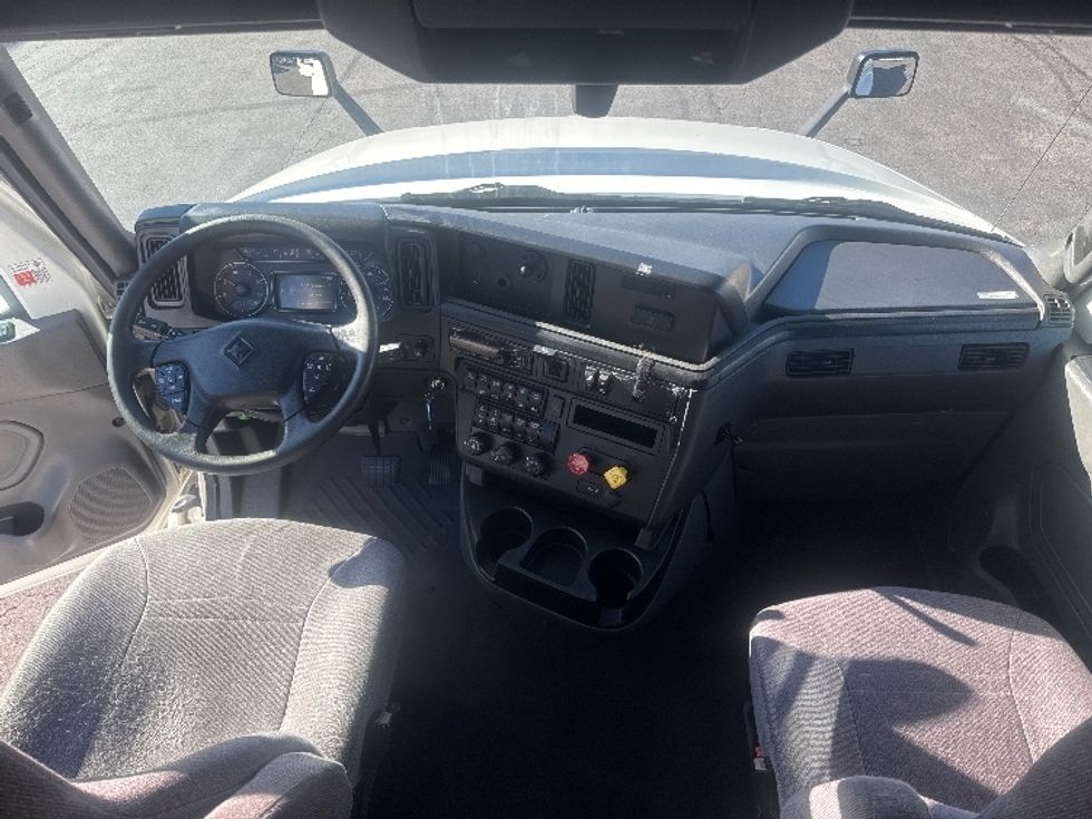 Sleeper Tractor-Heavy Duty Tractors-International-2020-LT625-Gahanna-OH-441,800\n\t\tmiles-$ 47,750 - Image 12