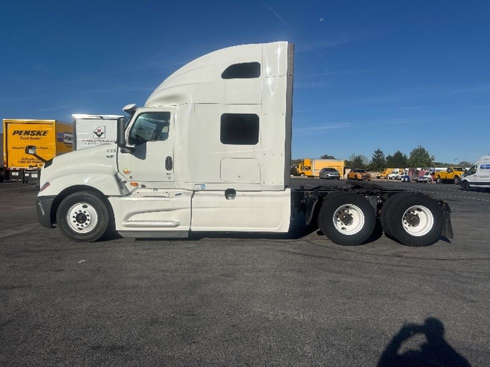 Sleeper Tractor-Heavy Duty Tractors-International-2020-LT625-Gahanna-OH-441,800\n\t\tmiles-$ 47,750 - Image 4
