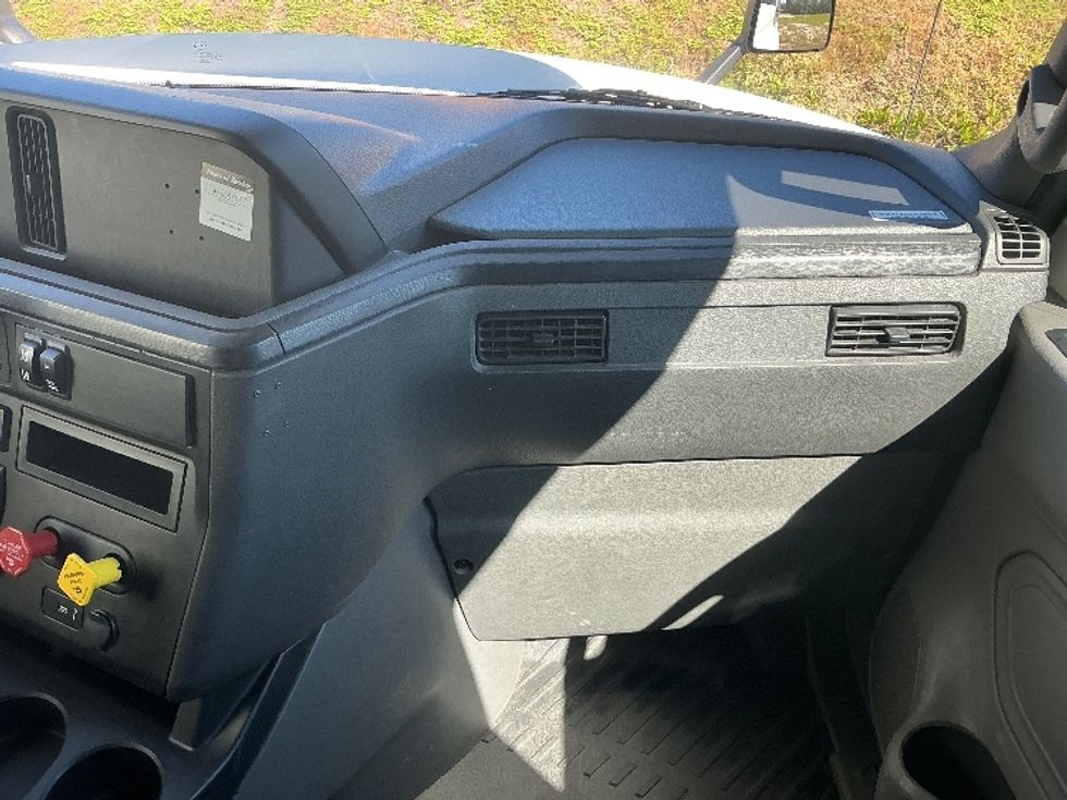 Sleeper Tractor-Heavy Duty Tractors-International-2020-LT625-Garden City-GA-520,413\n\t\tmiles-$ 44,000 - Image 14