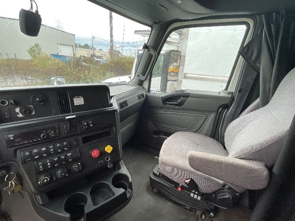 Sleeper Tractor-Heavy Duty Tractors-International-2020-LT625-Garden City-GA-573,031\n\t\tmiles-$ 36,250 - Image 12