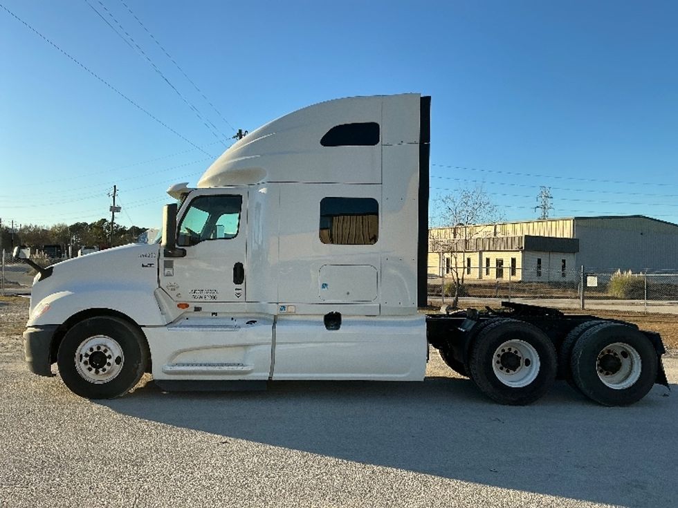 Sleeper Tractor-Heavy Duty Tractors-International-2020-LT625-Garden City-GA-573,031\n\t\tmiles-$ 36,250 - Image 4