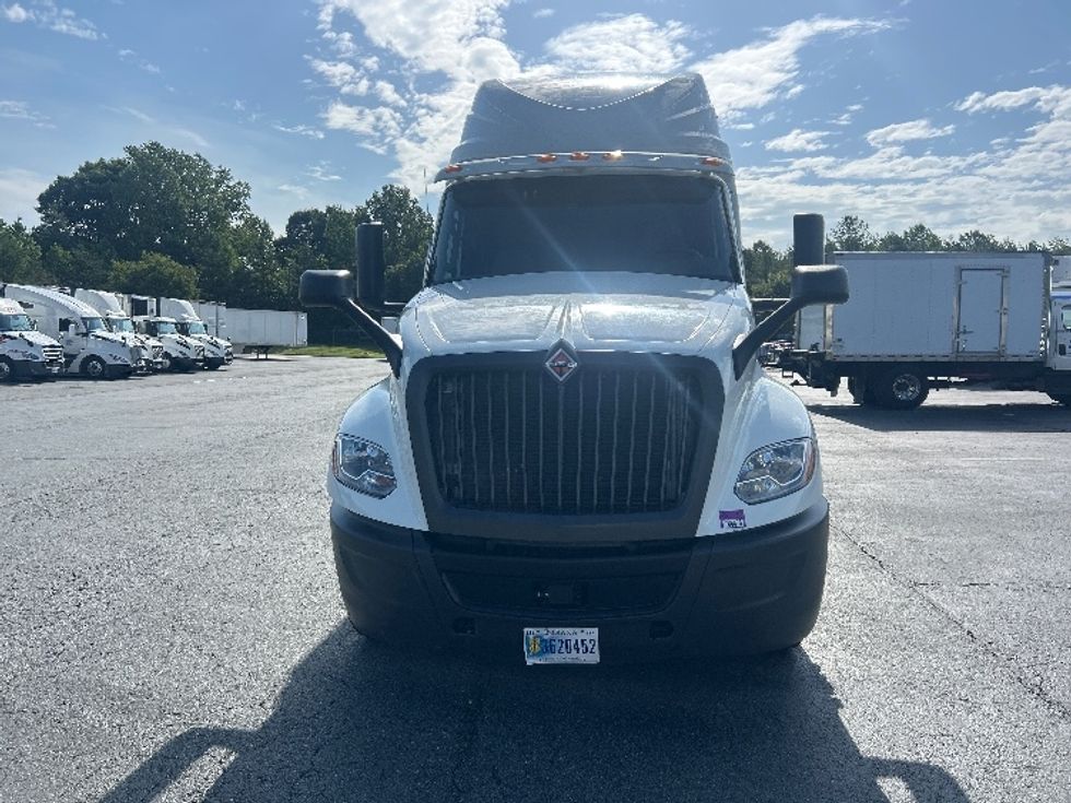 Sleeper Tractor-Heavy Duty Tractors-International-2020-LT625-Greensboro-NC-364,940\n\t\tmiles-$ 58,500 - Image 2