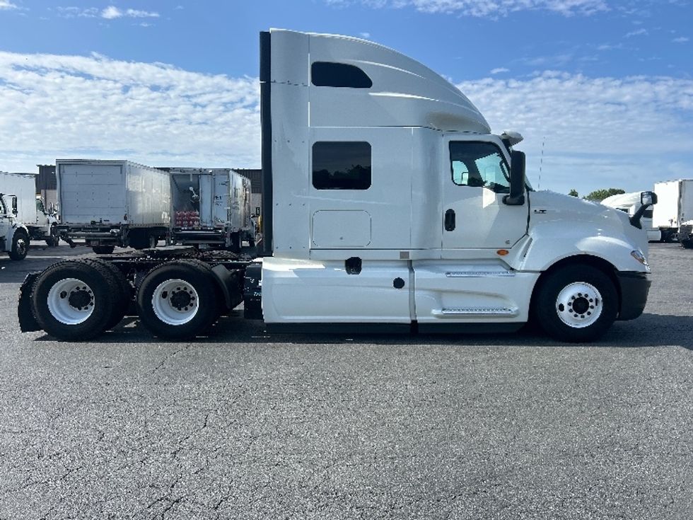 Sleeper Tractor-Heavy Duty Tractors-International-2020-LT625-Greensboro-NC-364,940\n\t\tmiles-$ 58,500 - Image 8