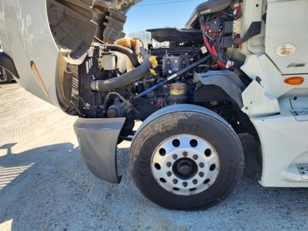 Sleeper Tractor-Heavy Duty Tractors-International-2020-LT625-Greensboro-NC-394,589\n\t\tmiles-$ 56,000 - Image 17