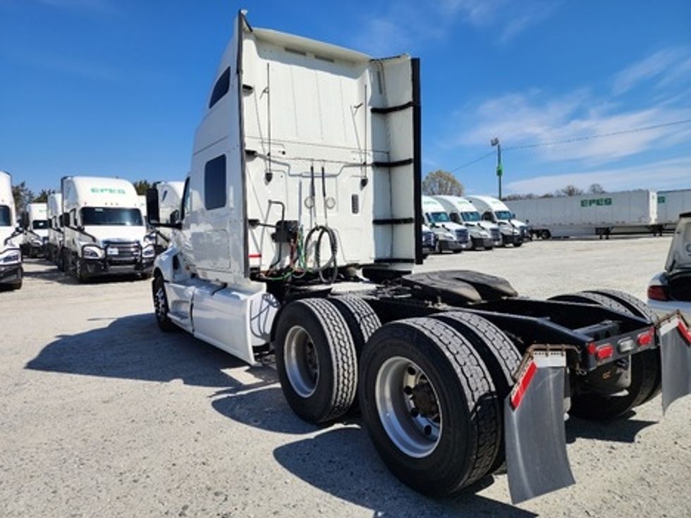 Sleeper Tractor-Heavy Duty Tractors-International-2020-LT625-Greensboro-NC-394,589\n\t\tmiles-$ 56,000 - Image 3